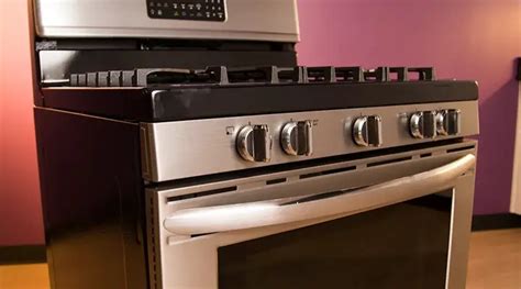 If its flipped OFF, switch it back to the ON position. . Electric oven turns on and off intermittently